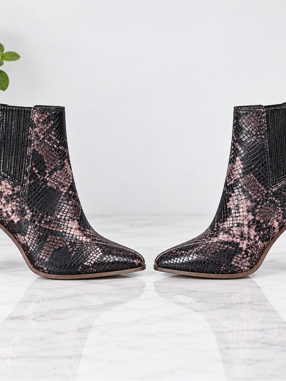 Steve Madden Black and beige Snake-Print Pointed Ankle Boots